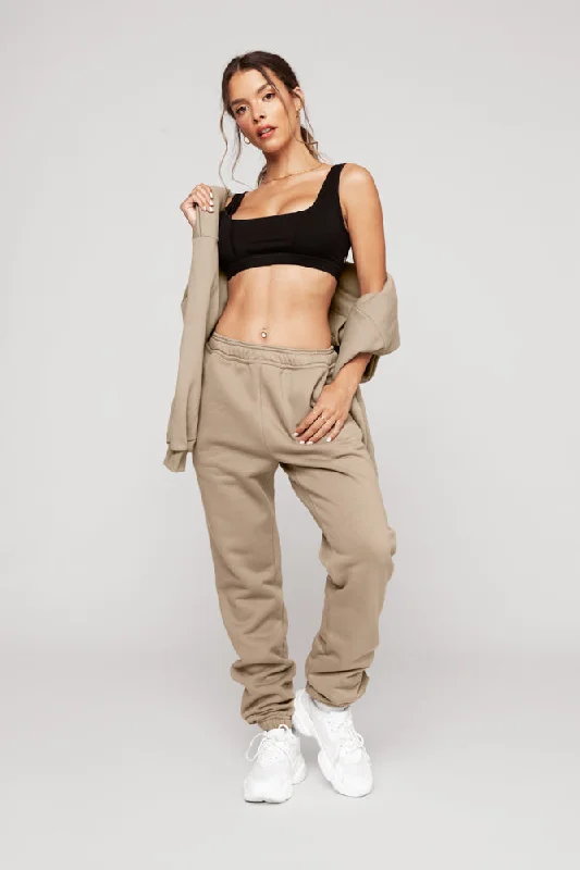 Get The Latest Trends Cloud Street Sweatpant - Milk Tea