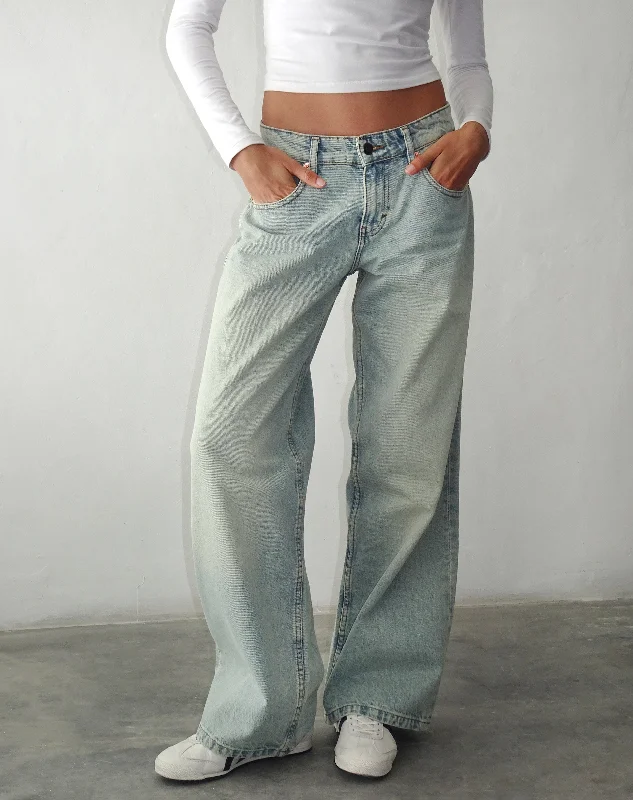 Vibrant Femme Fashion Roomy Extra Wide Low Rise Jeans in Super Bleached Wash