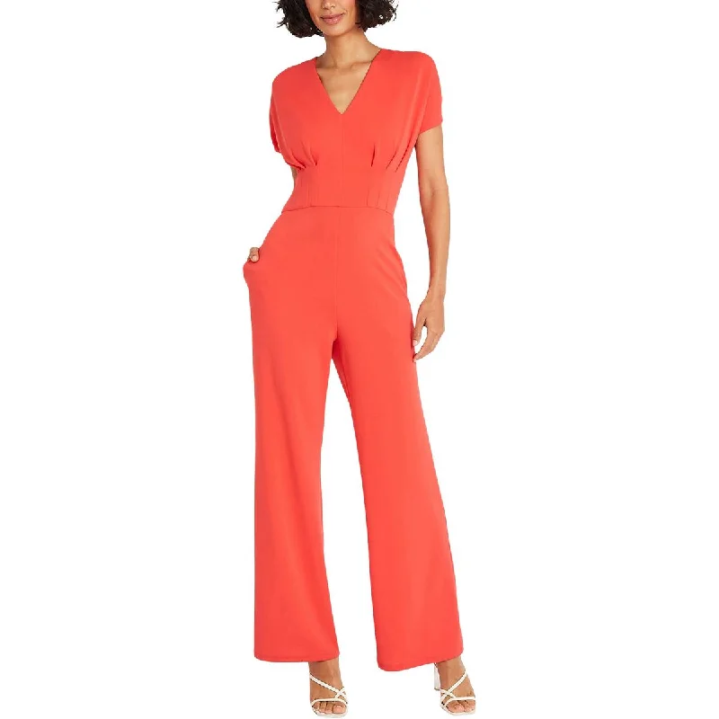 Chic And Trendy Maggy London Womens Pleated  Jumpsuit