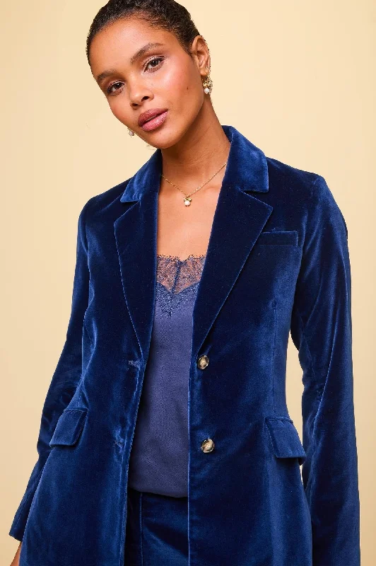 Comfort First Women's Wear Nala Velvet Blazer | Midnight