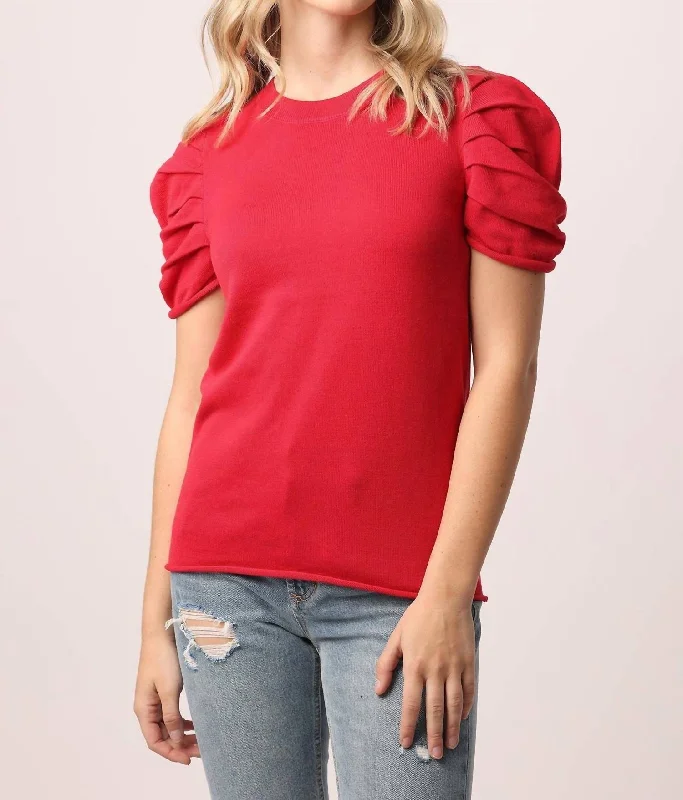 Chic Outfits Nahla Short Sleeve Sweater in Lava Red