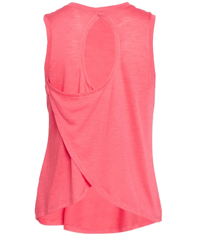 Chic And Edgy Balance Collection Canyon Singlet Yoga Tank Top Sassy Coral