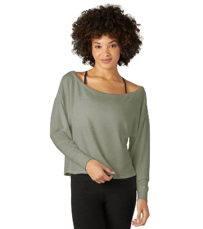 Fashionable Women's Wardrobe Beyond Yoga Let Loose Pullover Grey Sage