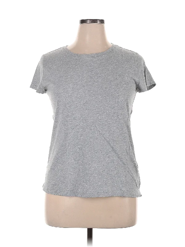 Effortless Chic Apparel Short Sleeve T Shirt