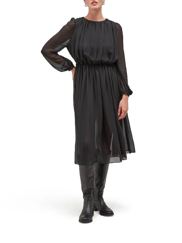 Athleisure Wear Autumn Dress In Black