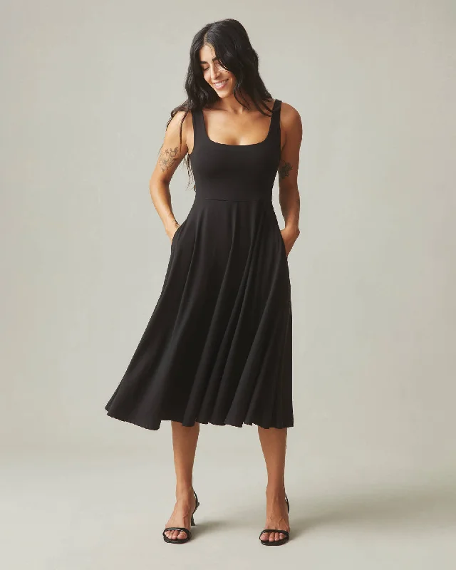 Elegant Simplicity Wardrobe Flex Dress - Meteorite