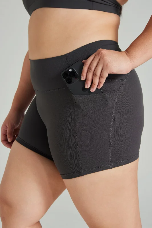 Fashion Sale Contour Pocket Shorts (Mini 4") in Stepper